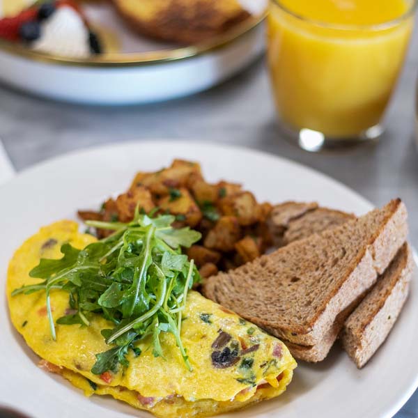Omelet and toast in the Grand Cafe
